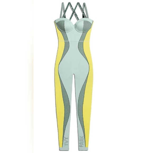 Catsuit - Picture 4 of 4